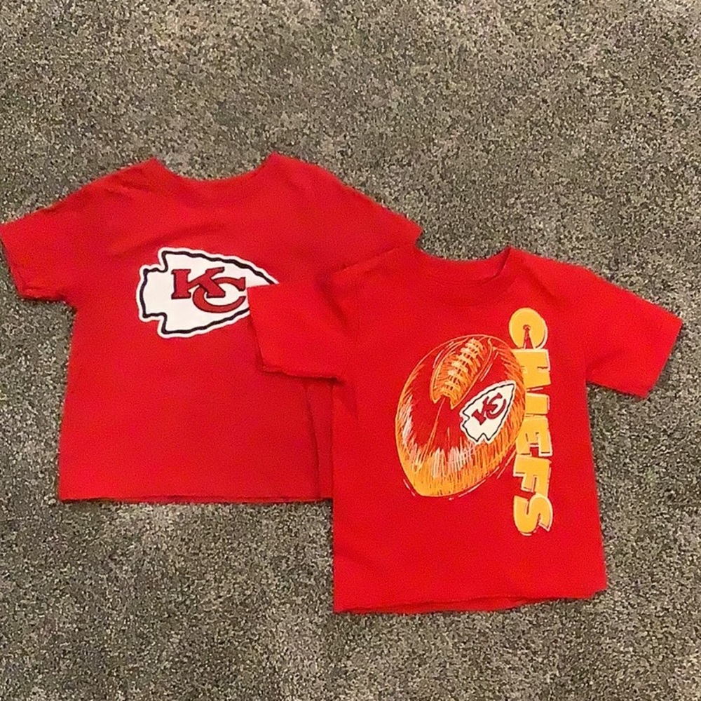 2 Kansas City Chiefs T-shirts kids 24 months and 2T